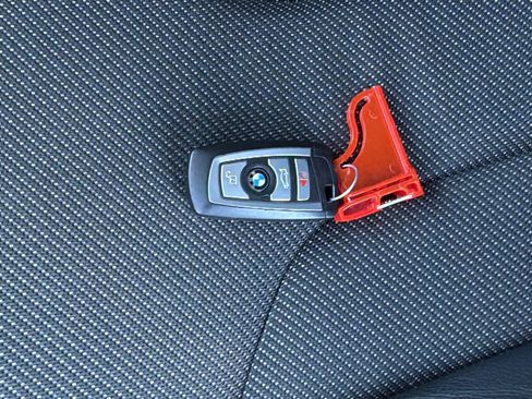 Used 2018 BMW M4 Coupe RWD image 29