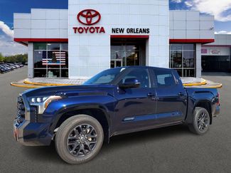 Used 2023 Toyota Tundra Platinum video 1