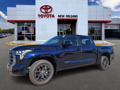 Used 2023 Toyota Tundra Platinum image 1