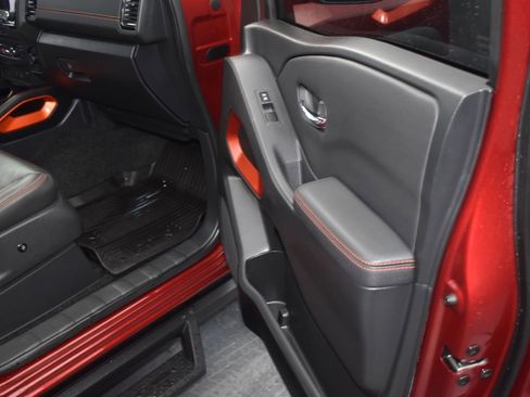 Used 2022 Nissan Frontier PRO-4X w/ Off-Road Protection Package image 16