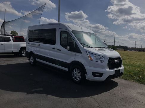 Used 2021 Ford Transit 350 XLT image 2