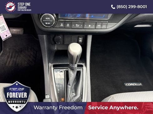 Used 2015 Toyota Corolla LE image 26
