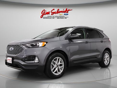 Used 2024 Ford Edge SEL w/ Convenience Package AWD/4WD image 3