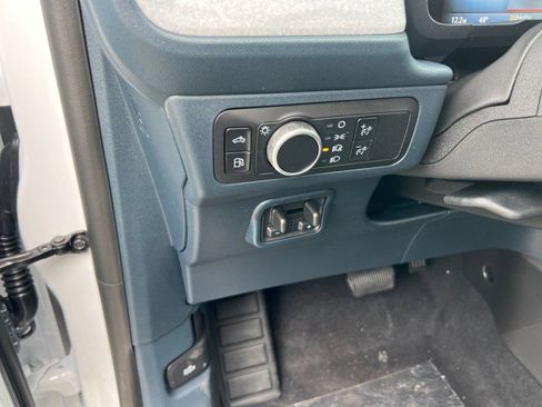 New 2025 Ford Maverick XLT w/ Equipment Group 301A image 12