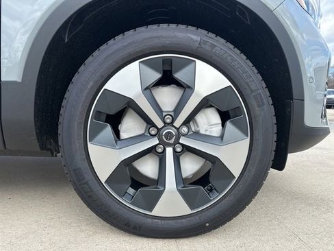 New 2026 Volvo XC40 B5 Plus w/ Protection Package Premier image 9