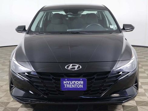 Certified 2023 Hyundai Elantra SEL w/ Convenience Package FWD image 12