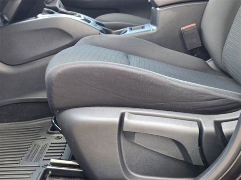 Used 2022 Nissan Rogue Sport S image 21