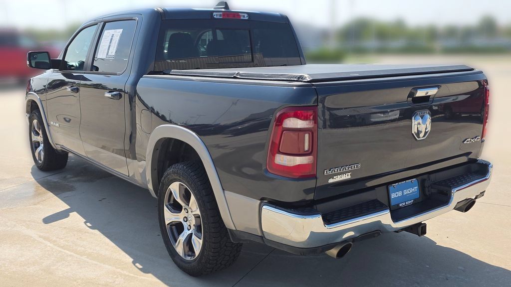 Used 2019 RAM 1500 Laramie AWD/4WD image 3