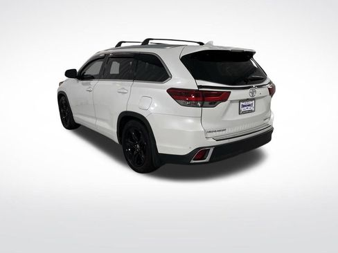 Used 2019 Toyota Highlander Limited AWD/4WD image 4