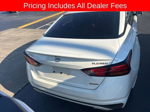 Used 2020 Nissan Altima 2.0 Platinum FWD image 8