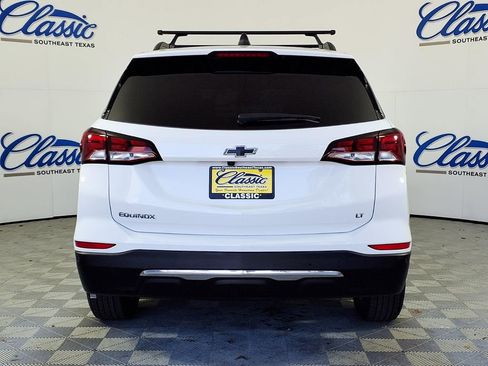 Used 2023 Chevrolet Equinox LT image 4