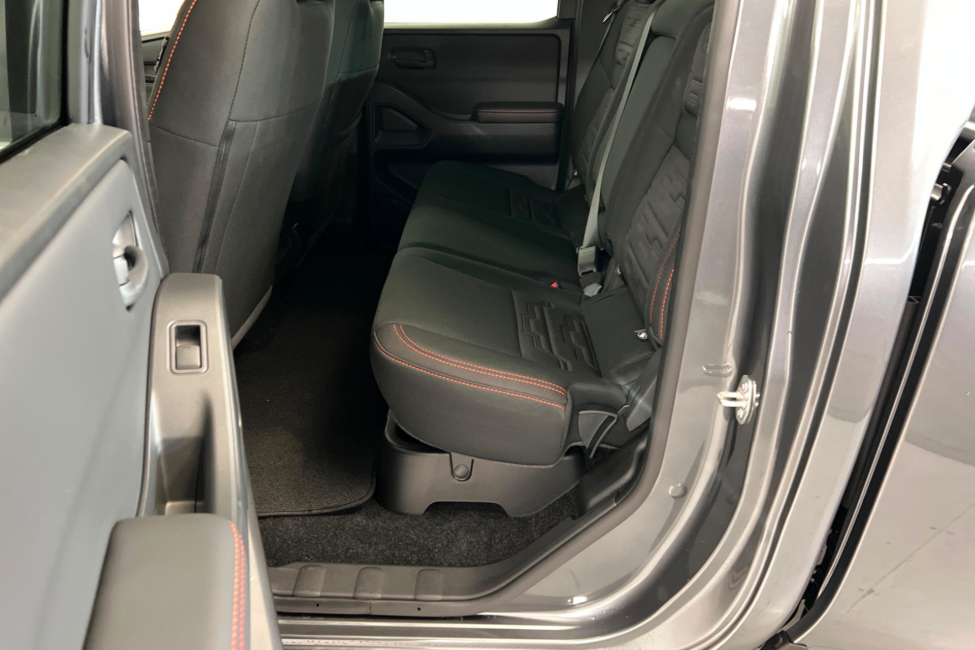 New 2027 Nissan Frontier PRO-4X w/ Pro Convenience Package AWD/4WD image 21