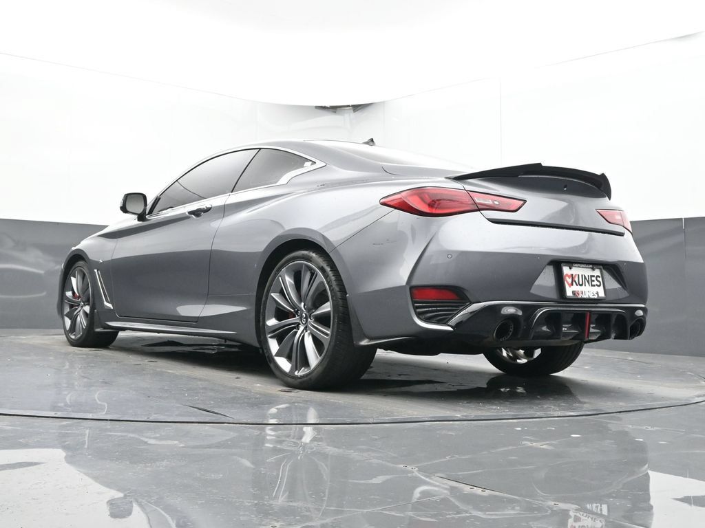 Used 2018 INFINITI Q60 Red Sport 400 AWD/4WD image 30