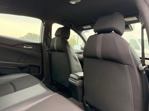 Used 2019 Honda Civic Sport image 21