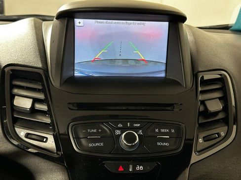 Used 2019 Ford Fiesta SE w/ Equipment Group 201A image 18