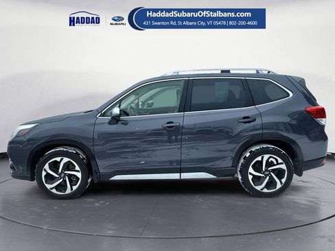 Used 2023 Subaru Forester Touring image 2