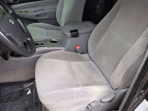 Used 2010 Toyota Tacoma PreRunner RWD image 16