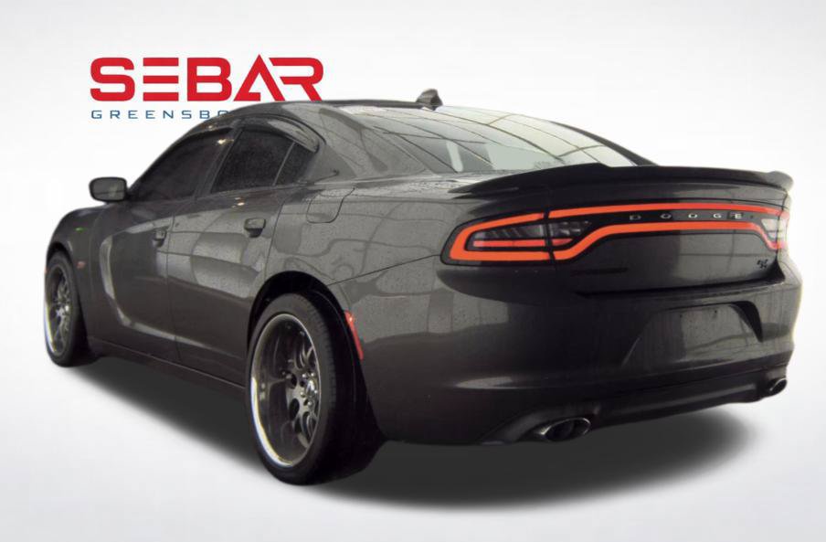 Used 2017 Dodge Charger R/T w/ Blacktop Package RWD image 5