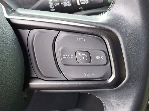 Used 2018 Jeep Wrangler Unlimited Sport S image 18