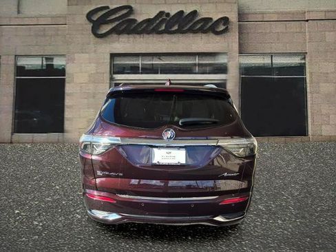 Used 2024 Buick Enclave Avenir w/ Avenir Technology Package AWD/4WD image 4