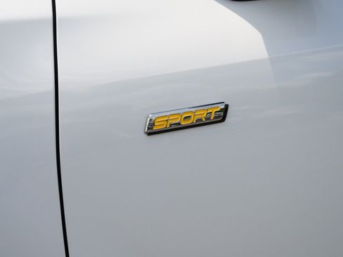 Used 2024 Subaru Crosstrek 2.5i Sport AWD/4WD image 43