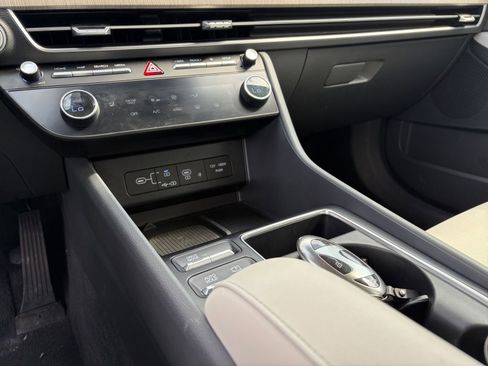 Used 2025 Hyundai Sonata SEL image 41