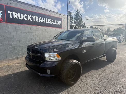 Used 2018 RAM 1500 Express w/ Express Value Package image 1