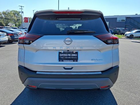 Certified 2023 Nissan Rogue SV w/ SV Premium B Package AWD/4WD image 7