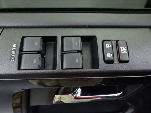Used 2024 Toyota 4Runner TRD Off-Road Premium w/ Moonroof Package AWD/4WD image 11
