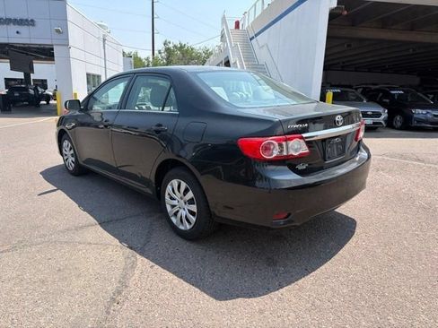 Used 2013 Toyota Corolla LE FWD image 3