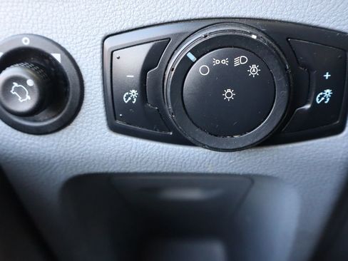 Used 2015 Ford Transit 350 XLT RWD image 28
