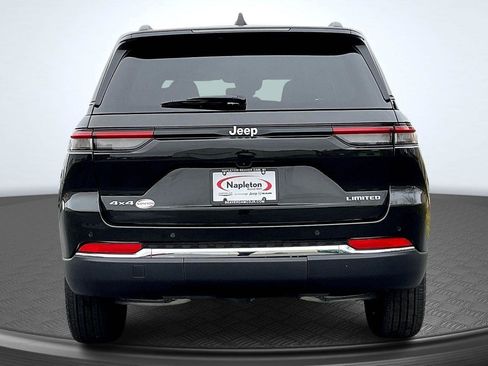 Used 2024 Jeep Grand Cherokee Limited w/ Trailer Tow Package AWD/4WD image 4