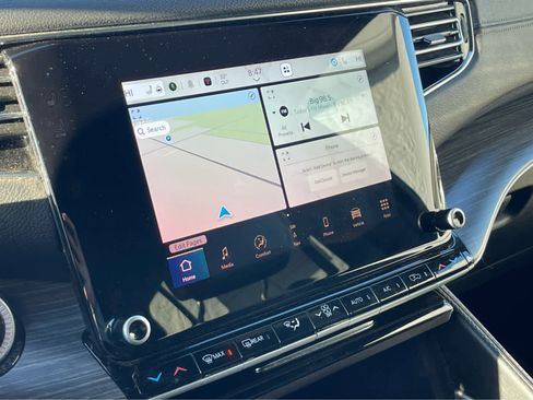 Used 2023 Jeep Wagoneer Series III w/ Preferred Equipment Group image 14