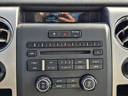 Used 2010 Ford F150 XLT image 15