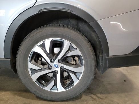 Used 2020 Subaru Outback Limited AWD/4WD image 14