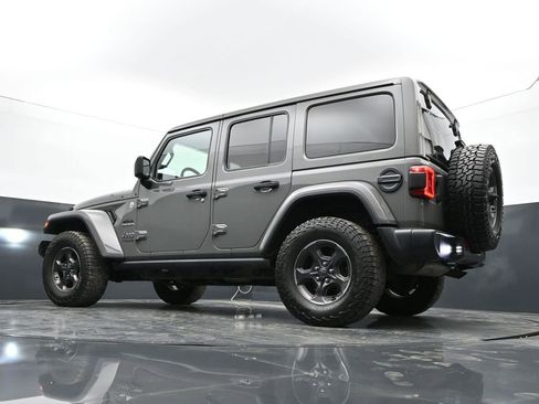 Used 2022 Jeep Wrangler Unlimited Sahara w/ Cold Weather Group AWD/4WD image 38