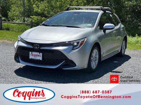 Certified 2025 Toyota Corolla SE FWD image 1