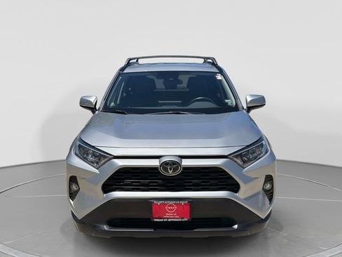 Used 2020 Toyota RAV4 XLE w/ XLE Grade Weather Package AWD/4WD image 9