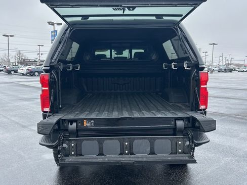 Used 2025 Chevrolet Silverado 2500 LTZ w/ Trail Boss Package image 23