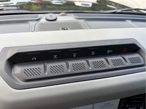 Used 2023 Ford Bronco Badlands AWD/4WD image 37