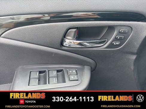 Used 2019 Honda Pilot Touring image 10