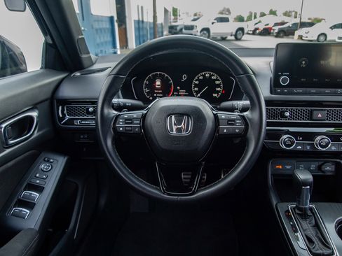 Used 2025 Honda Civic Sport image 21