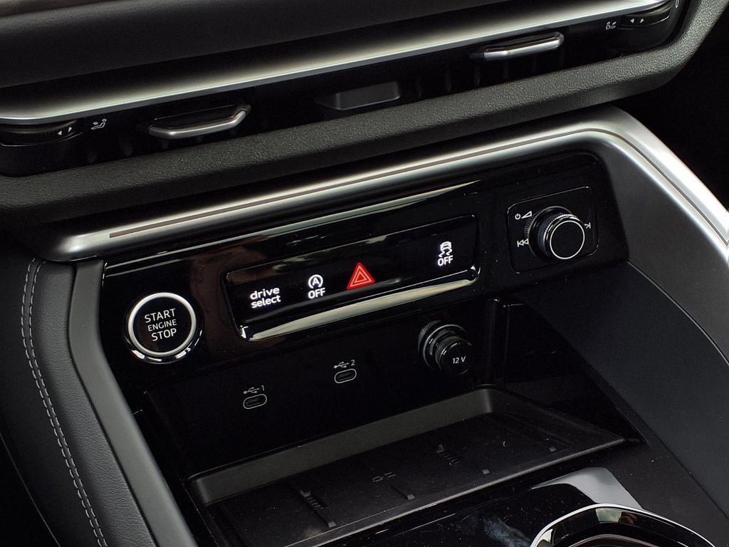 New 2026 Audi Q5 Premium Plus AWD/4WD image 18