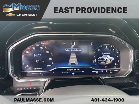 Used 2024 Chevrolet Silverado 1500 LT Trail Boss w/ LT Trail Boss Premium Package AWD/4WD image 16