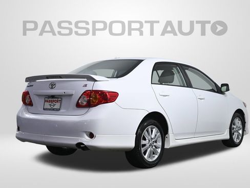 Used 2010 Toyota Corolla S image 9