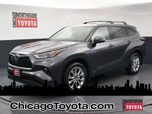 Used 2023 Toyota Highlander Limited AWD/4WD image 1