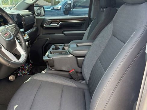 Certified 2024 GMC Sierra 1500 Elevation AWD/4WD image 6