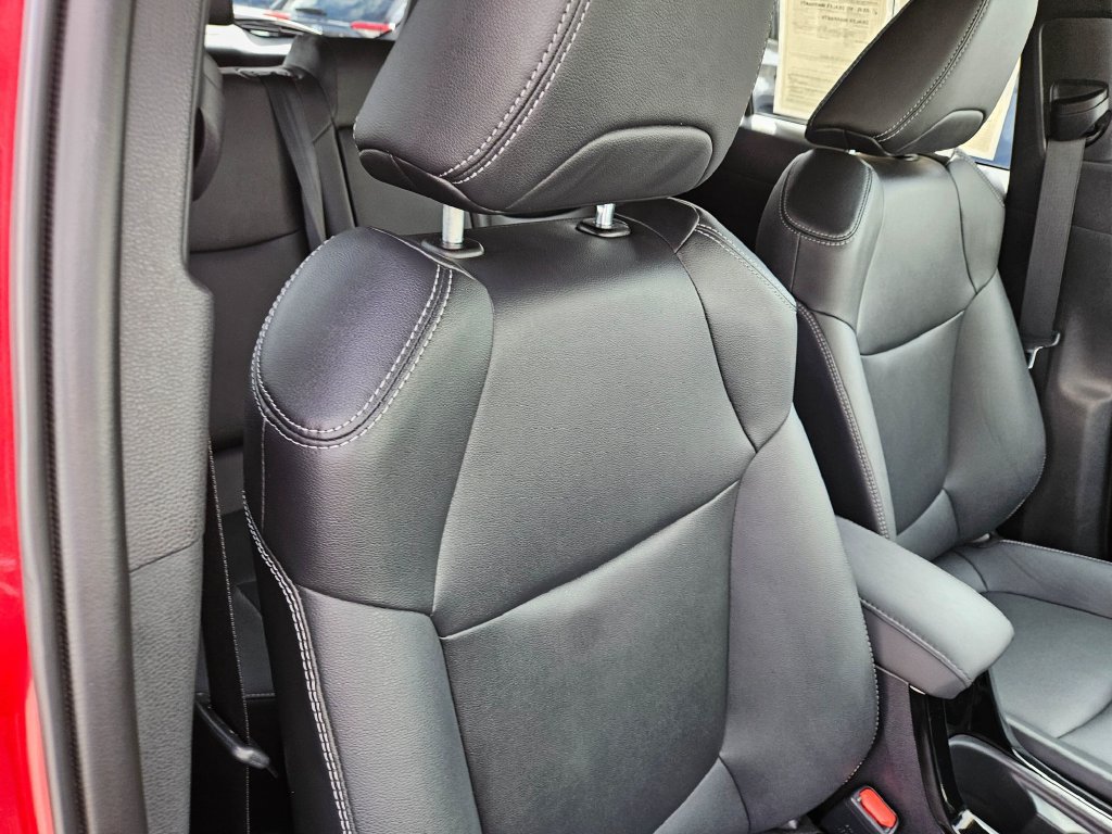 Certified 2022 Toyota Corolla Cross XLE w/ Black Badges Package (TMS) AWD/4WD image 11