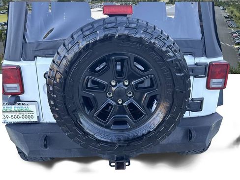 Certified 2016 Jeep Wrangler Unlimited Sport image 35