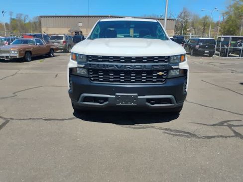 Used 2019 Chevrolet Silverado 1500 W/T w/ WT Fleet Convenience Package AWD/4WD image 3